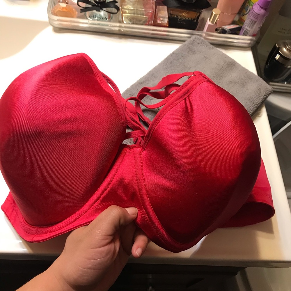 Hot pink bra criss cross front